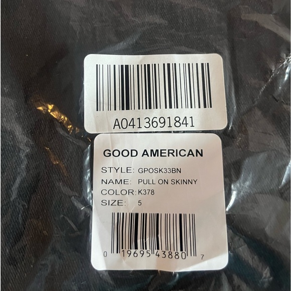 Good American pull on skinny jeans - Picture 4 of 5